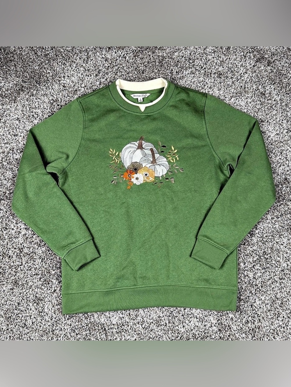 Sz Small Women’s Heritage Charm Pullover Embroidered Crewneck Green Fall Pumpkin